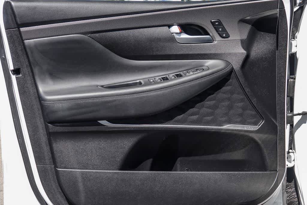 Used 2020 Hyundai Santa Fe Limited image 19