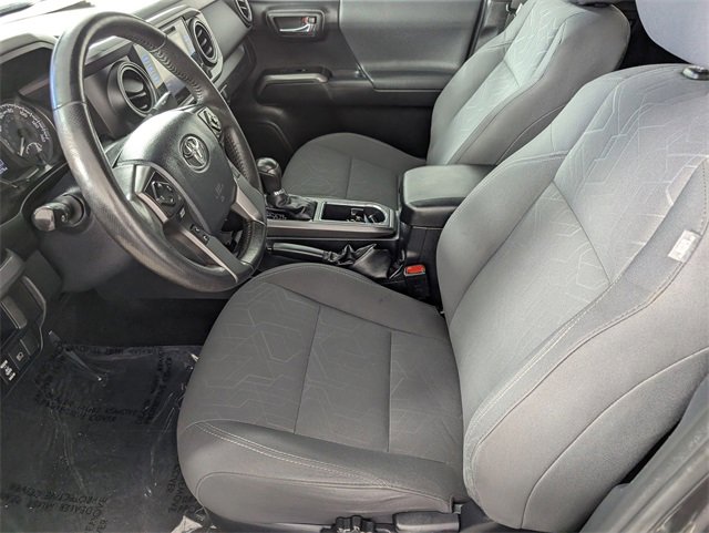 Used 2019 Toyota Tacoma TRD Off-Road image 11