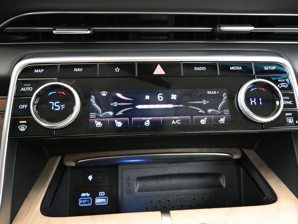 Used 2024 Genesis GV80 3.5T w/ Prestige Package image 34