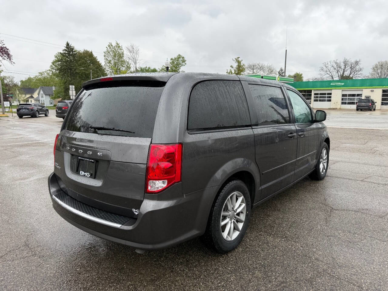 Used 2016 Dodge Grand Caravan SE FWD image 5