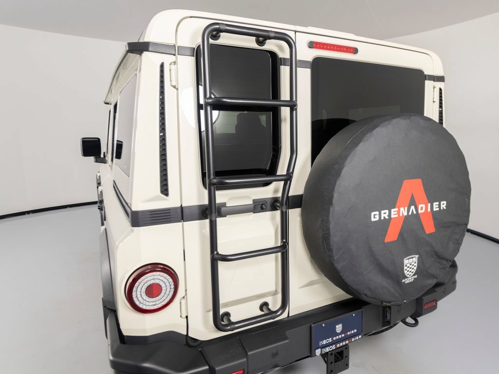 Used 2025 INEOS Grenadier Fieldmaster Edition AWD/4WD image 46