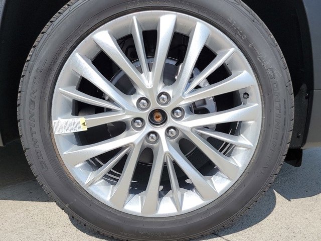 New 2026 Chevrolet Traverse LT w/ Driver Confidence Package image 11