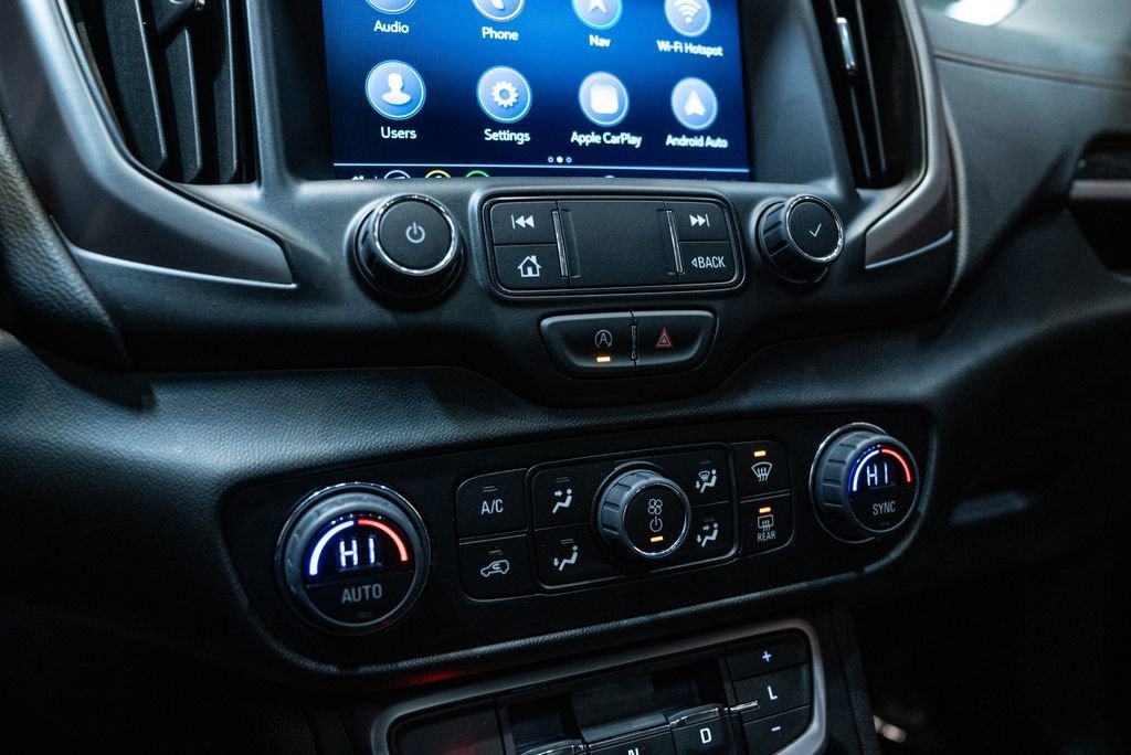 Used 2024 GMC Terrain AT4 w/ Infotainment Package II image 28