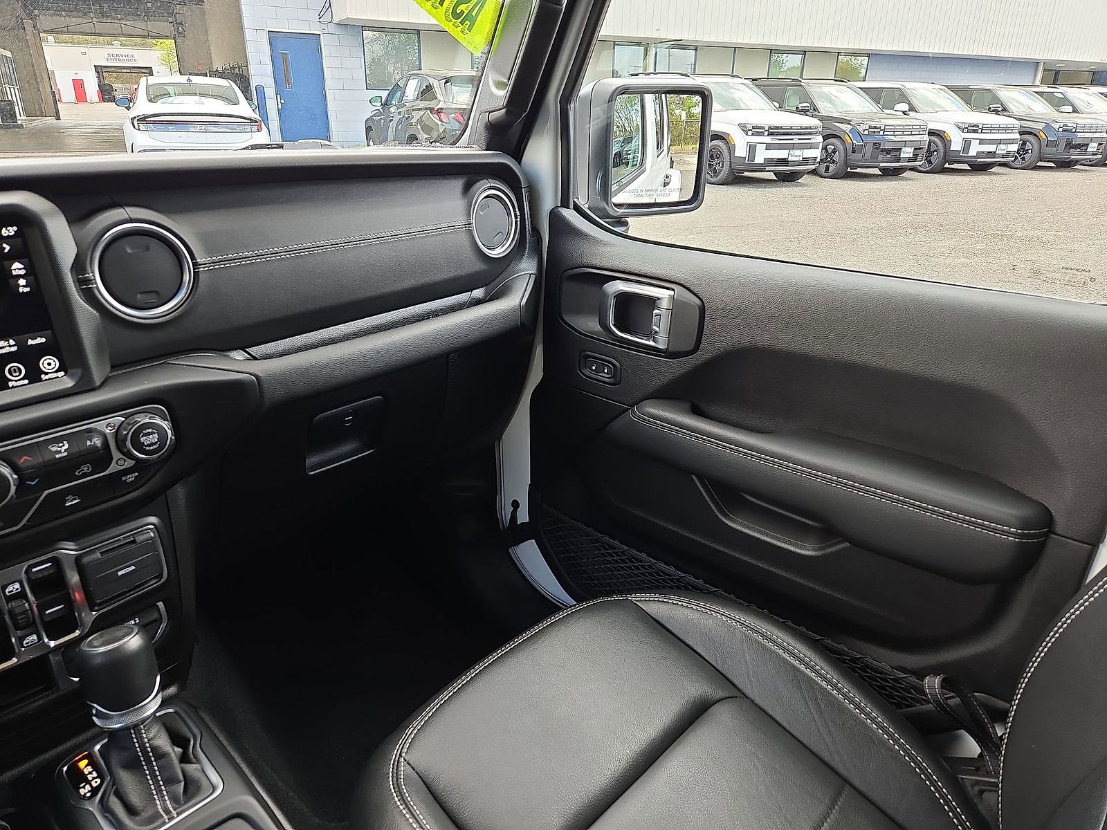 Used 2023 Jeep Wrangler Unlimited Sahara w/ Dual Top Group AWD/4WD image 11