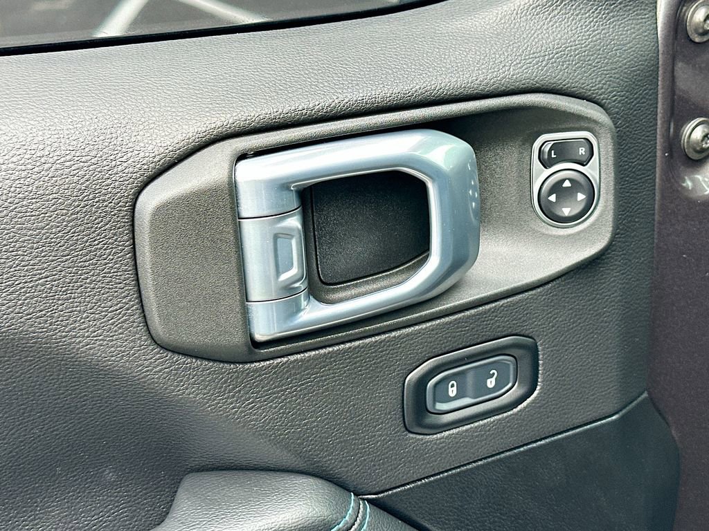 Used 2021 Jeep Wrangler Unlimited Rubicon 4xe w/ Steel Bumper Group image 19