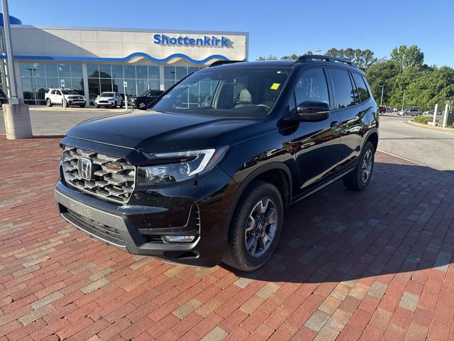 Used 2023 Honda Passport TrailSport image 1