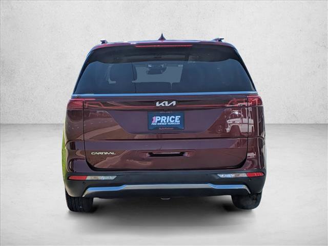 Used 2023 Kia Carnival SX Prestige image 6