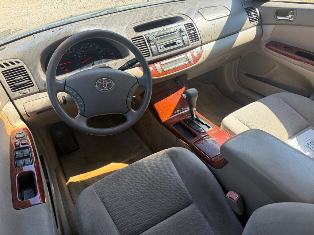 Used 2005 Toyota Camry XLE FWD image 8