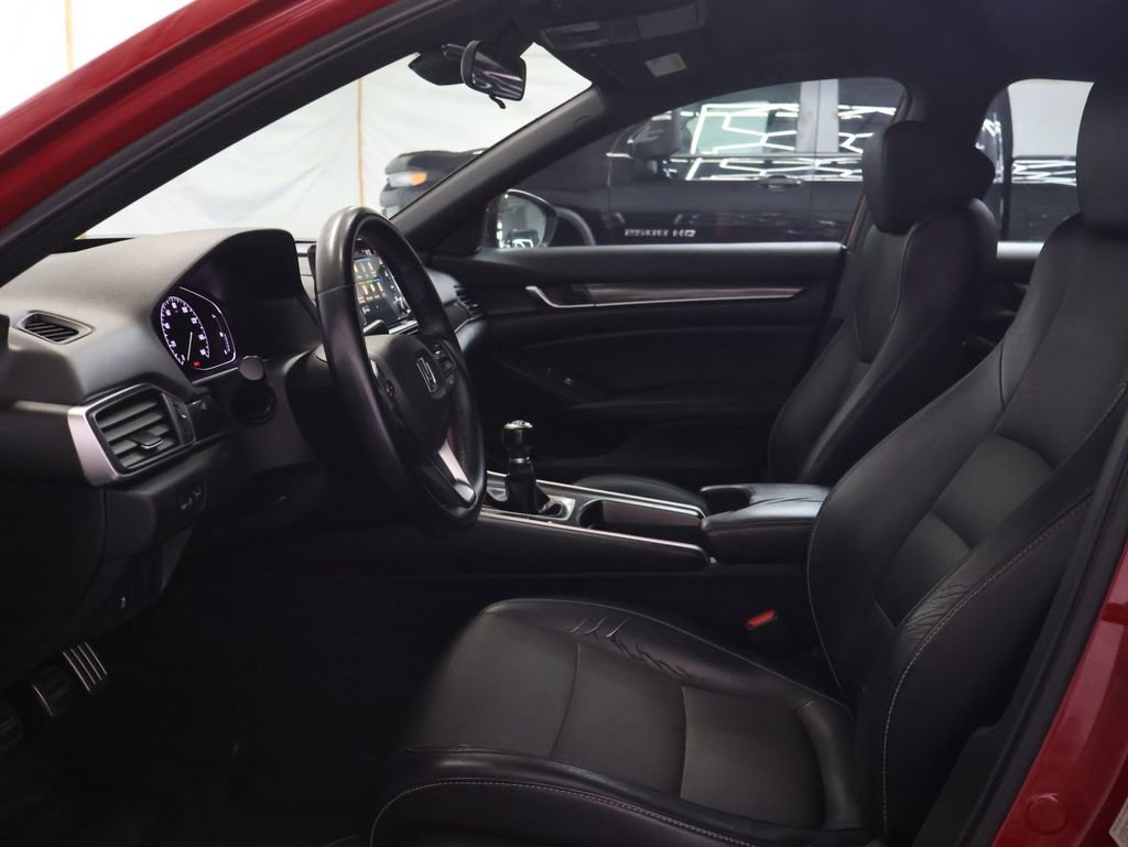 Used 2018 Honda Accord Sport image 17