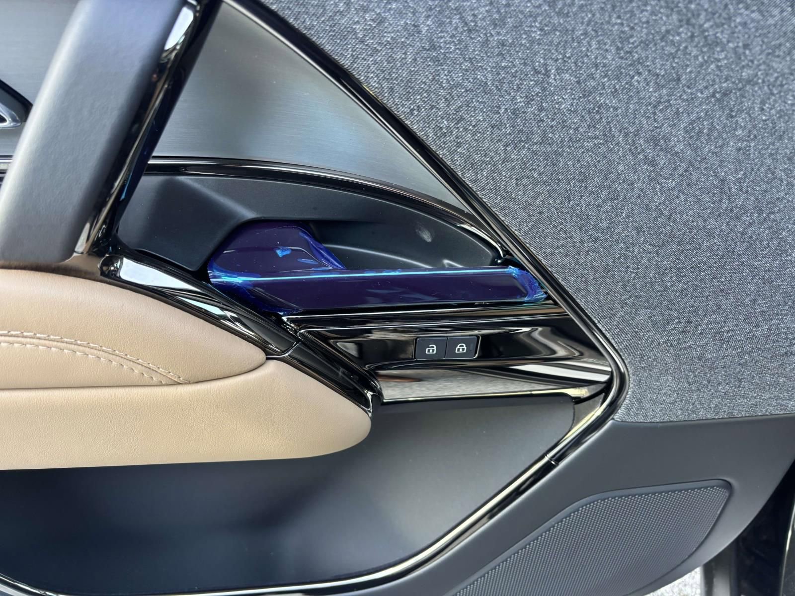 New 2026 Land Rover Range Rover Sport SE image 13