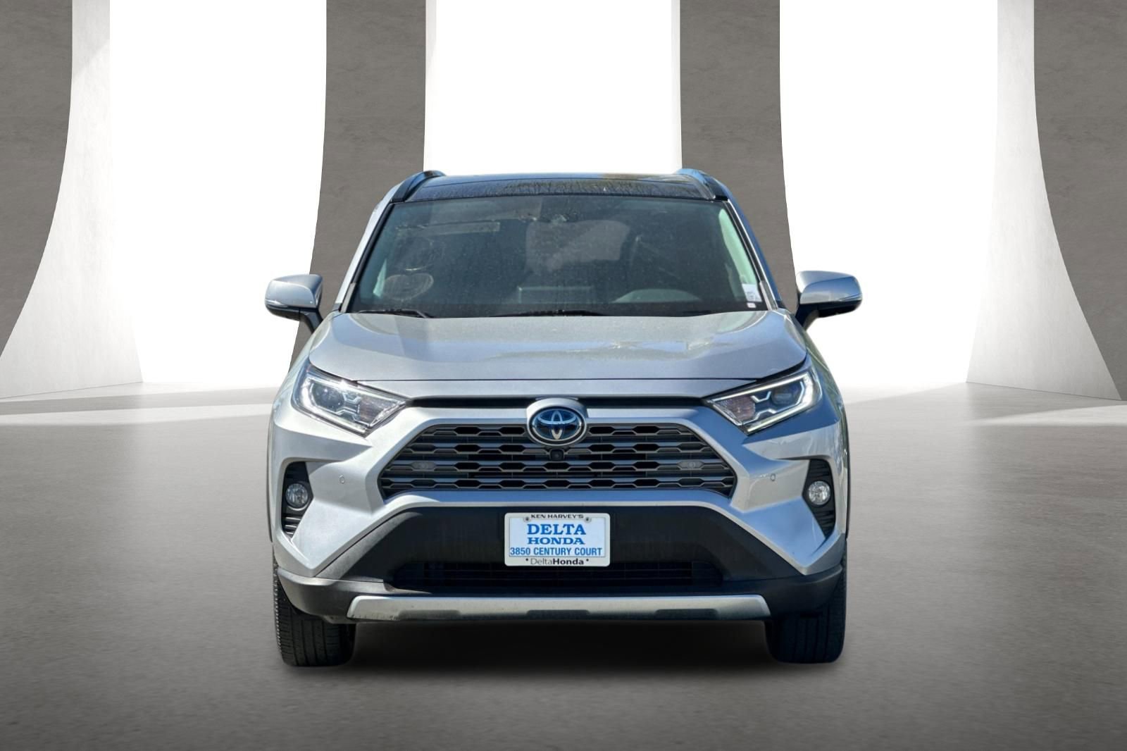 Used 2021 Toyota RAV4 Limited image 9