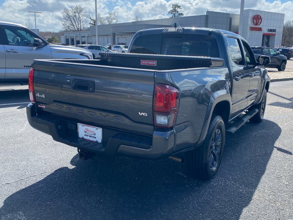 Used 2023 Toyota Tacoma SR5 w/ Technology Package image 13