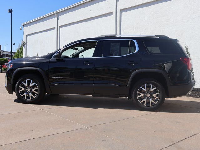 Certified 2023 GMC Acadia SLE w/ Driver Convenience Package AWD/4WD image 3