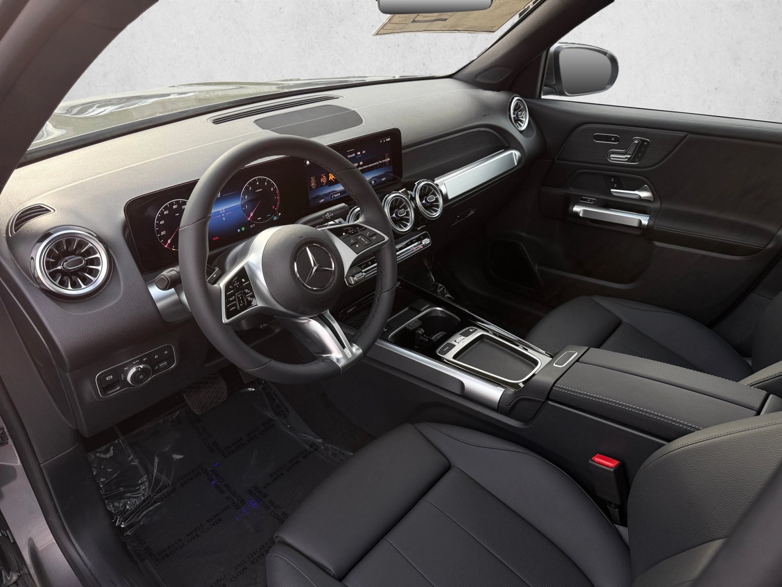 New 2026 Mercedes-Benz GLB 250 4MATIC image 11