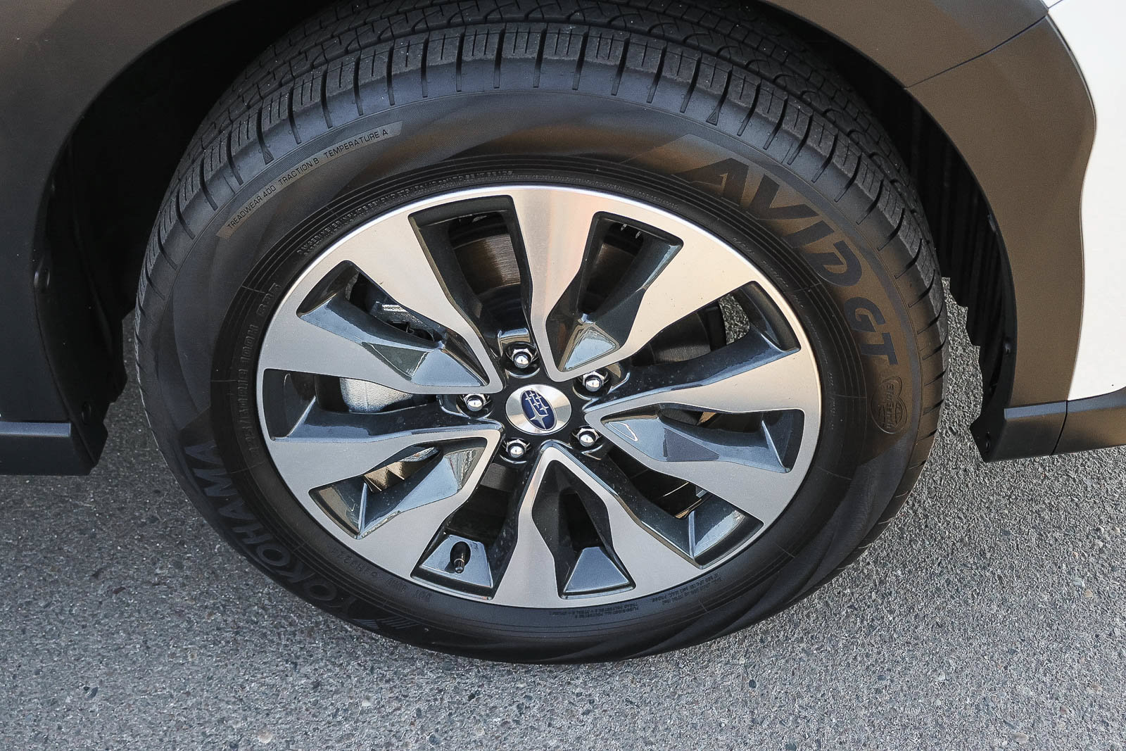 Used 2025 Subaru Outback Touring XT AWD/4WD image 14