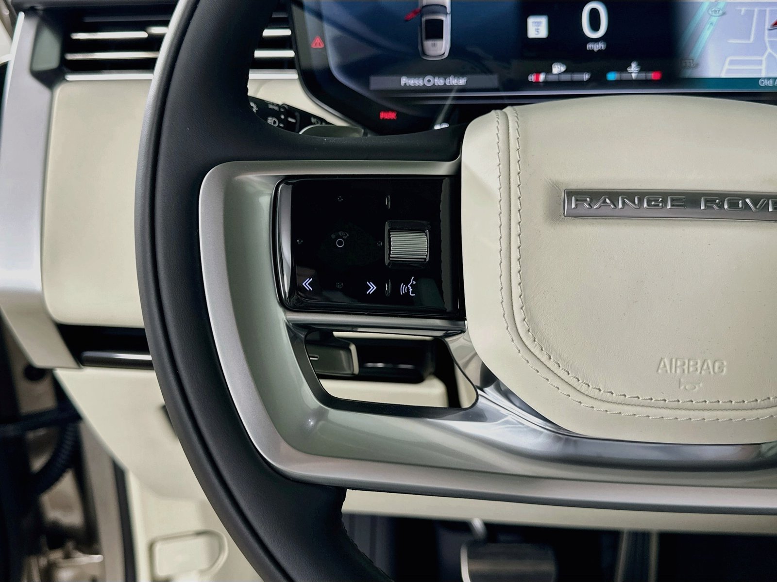 New 2027 Land Rover Range Rover SE AWD/4WD image 19