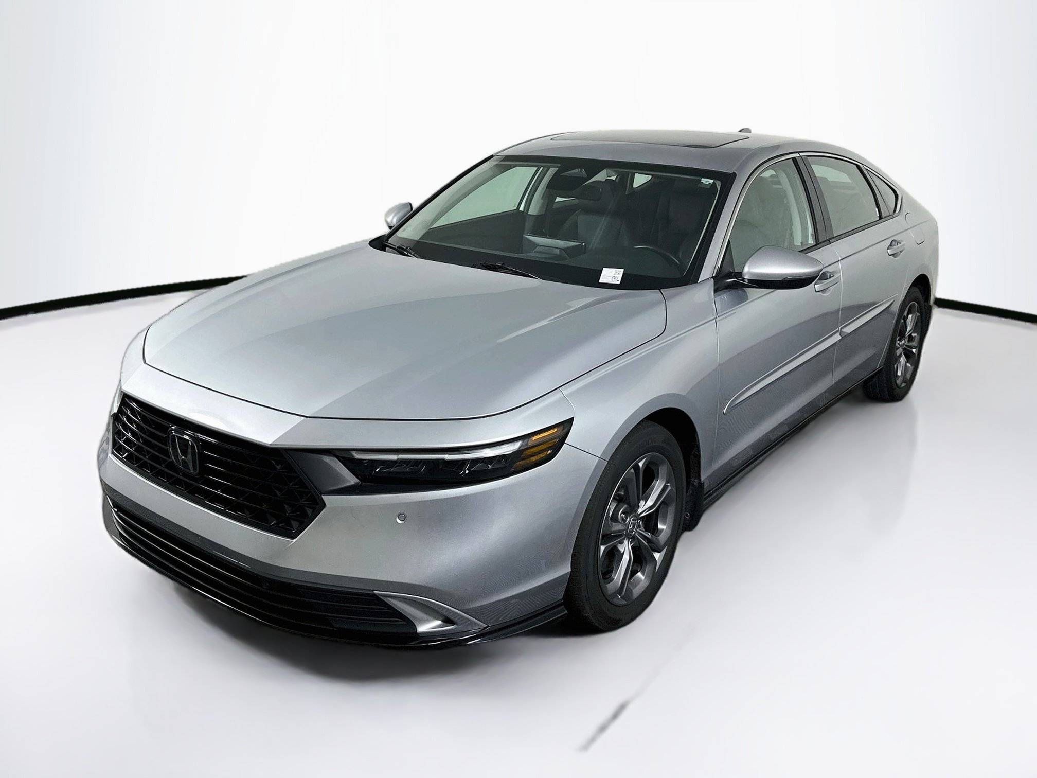 Used 2025 Honda Accord EX-L image 3