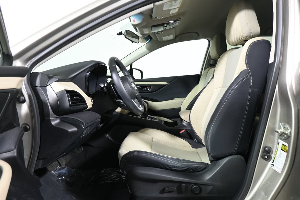 Used 2020 Subaru Outback Premium AWD/4WD image 3
