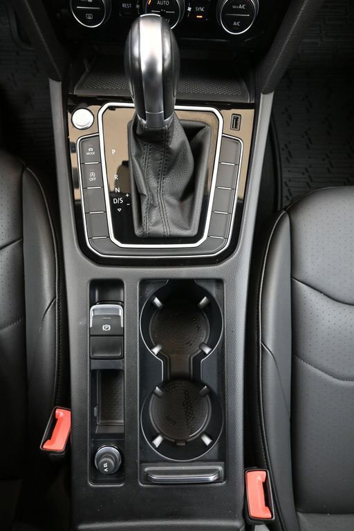 Used 2019 Volkswagen Arteon SE FWD image 34
