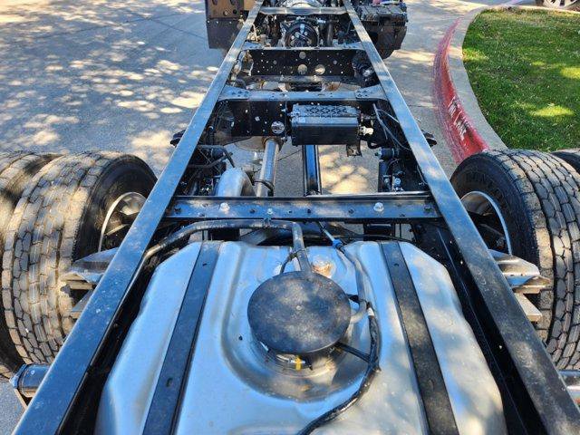 New 2025 Chevrolet Low Cab Forward 5500XG image 33