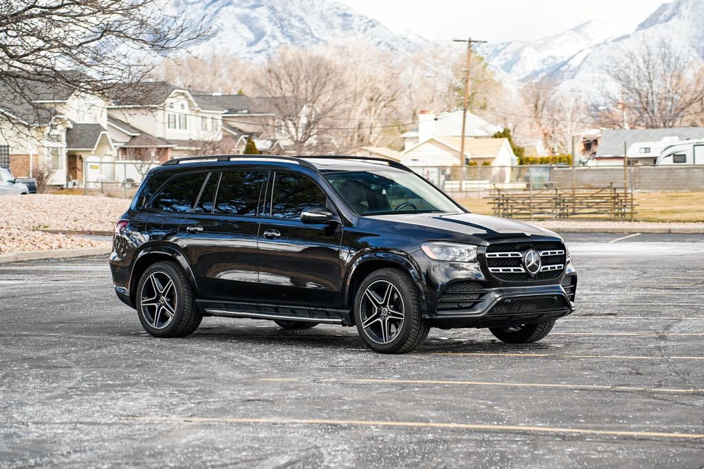 Used 2022 Mercedes-Benz GLS 450 4MATIC image 3
