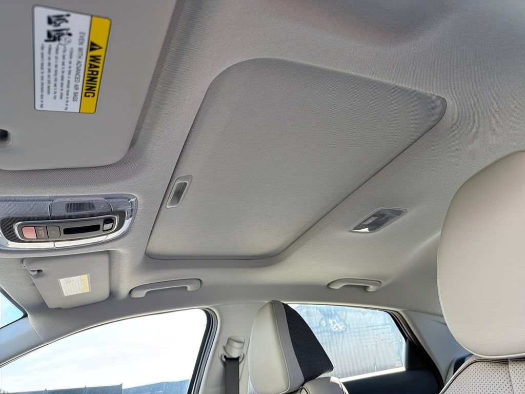 New 2026 Hyundai Elantra Limited FWD image 29