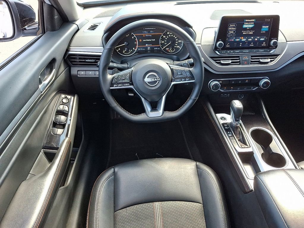 Used 2025 Nissan Altima 2.5 SR image 12