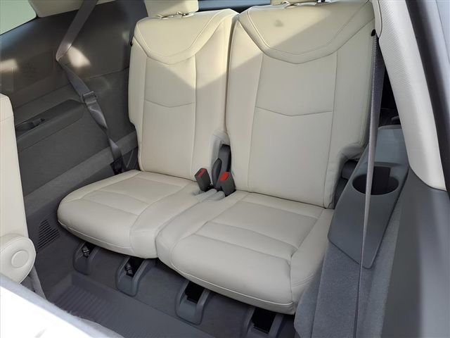 Used 2025 Cadillac XT6 Premium Luxury w/ LPO, Floor Liner Package image 18