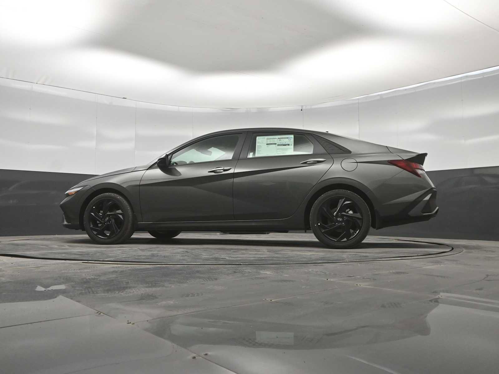New 2026 Hyundai Elantra SEL Sport FWD image 37