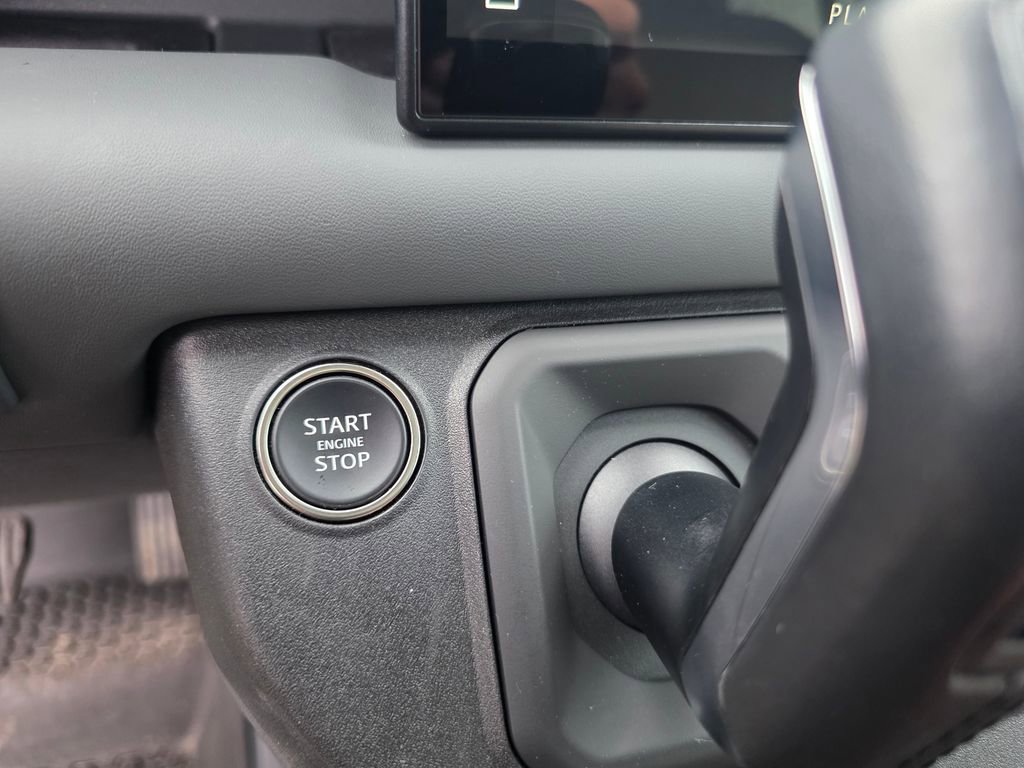 Used 2023 Land Rover Defender 130 X-Dynamic SE image 20