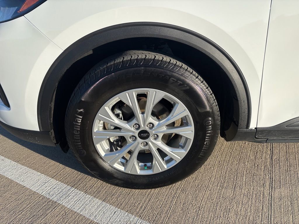 Used 2023 Ford Escape Active image 11