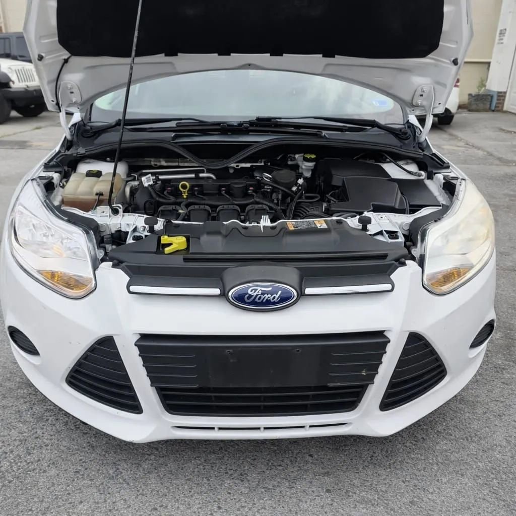 Used 2014 Ford Focus SE FWD image 23