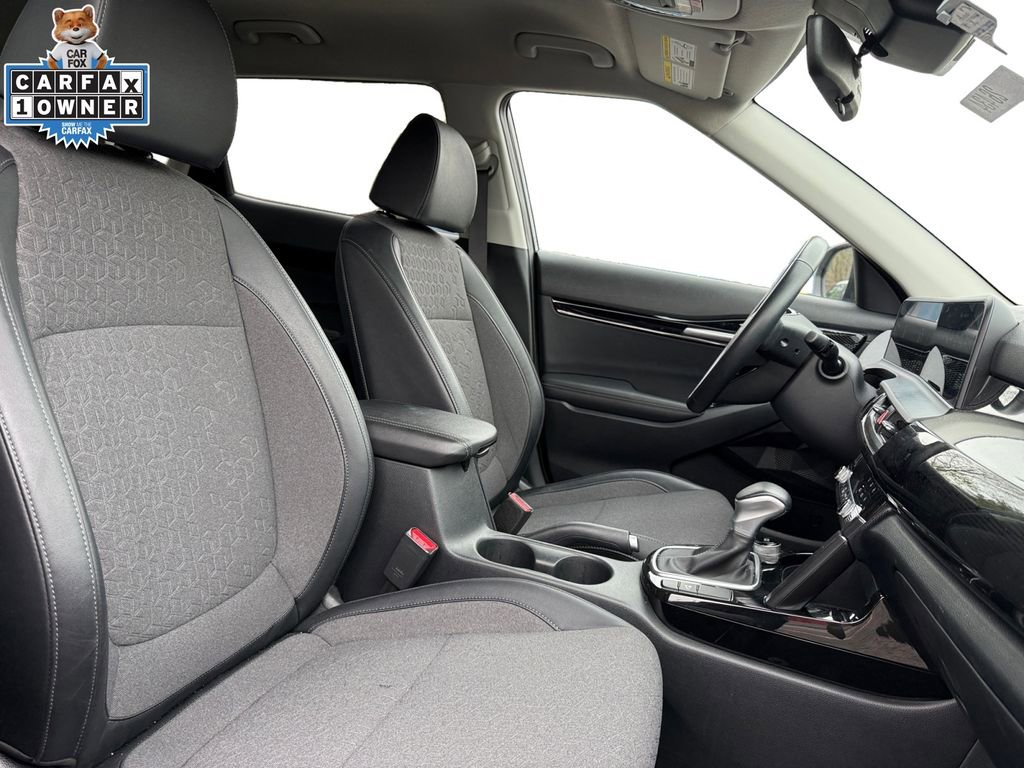 Certified 2025 Kia Seltos S FWD image 15