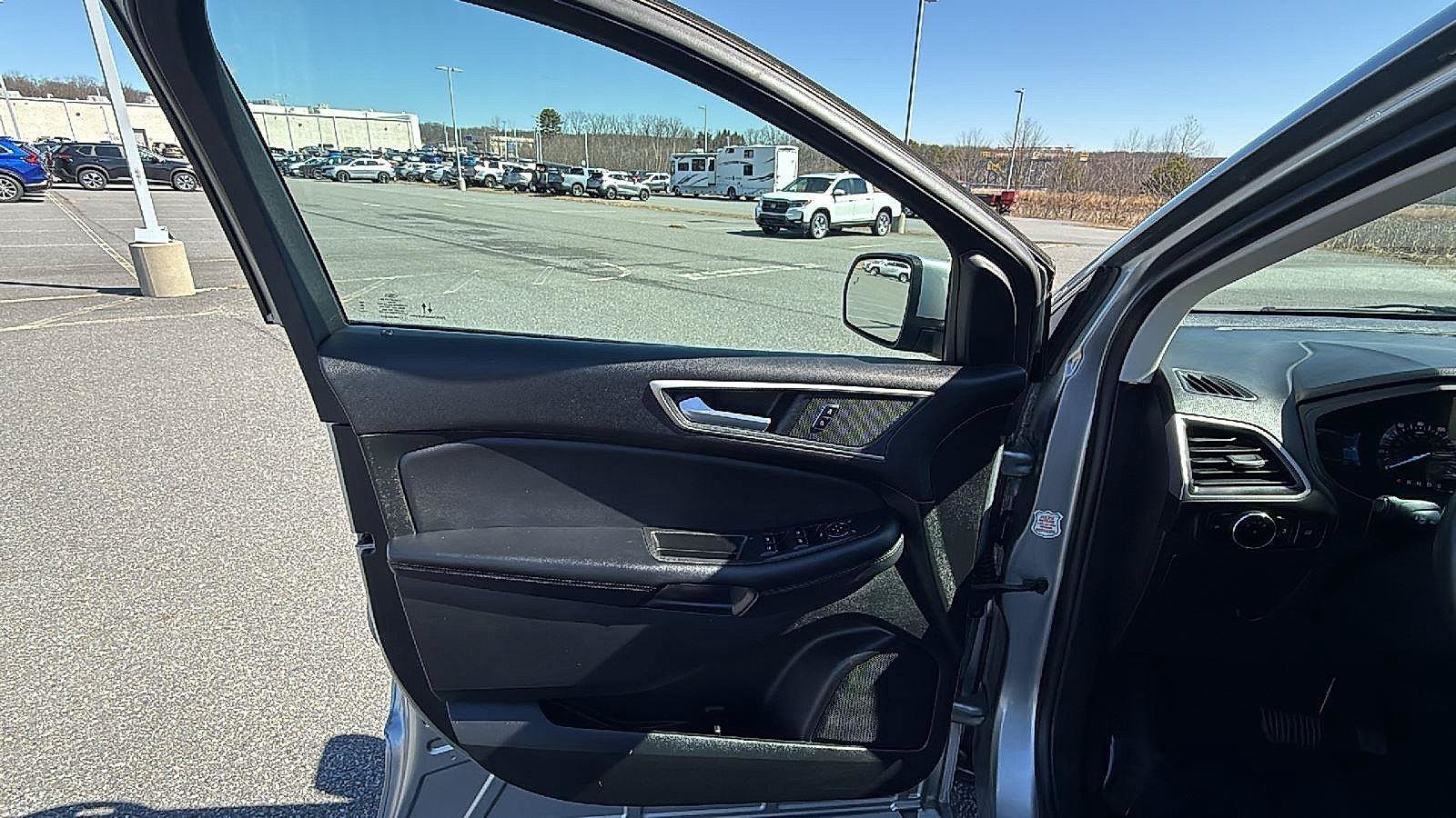Used 2024 Ford Edge SEL AWD/4WD image 24