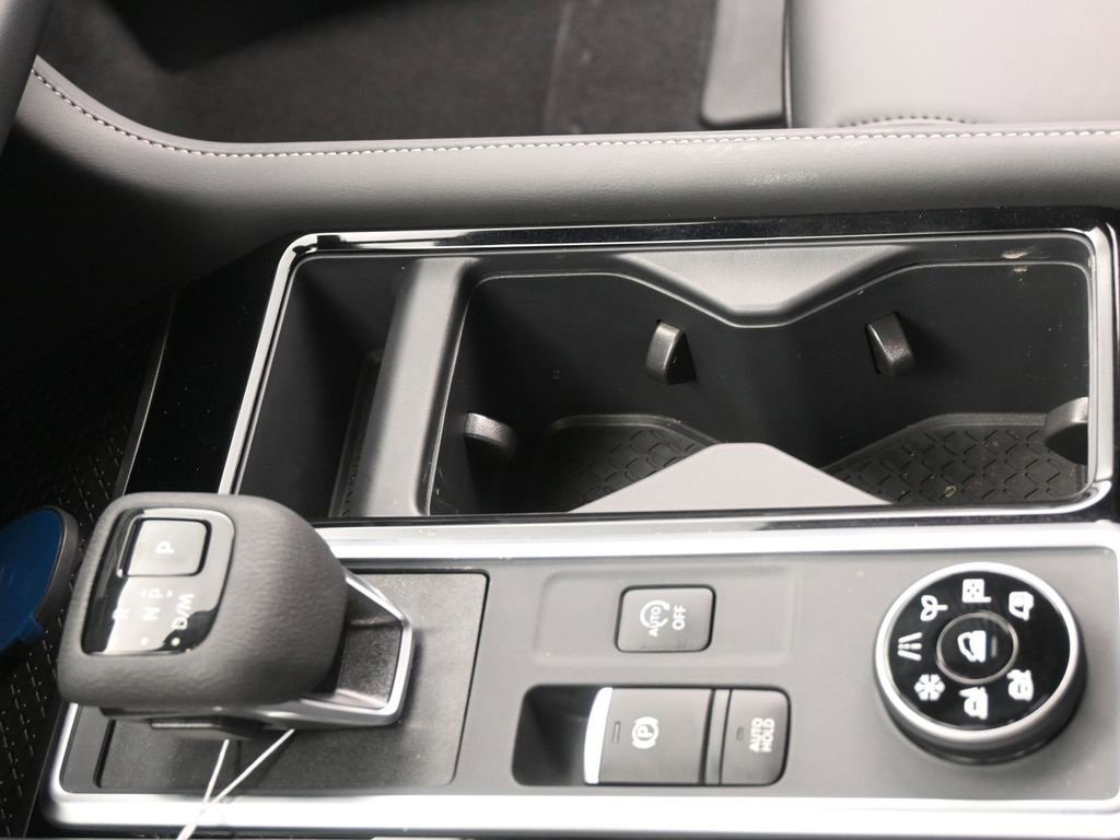 New 2026 Nissan Pathfinder SL image 24