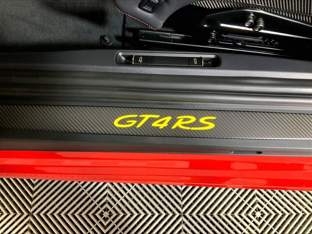 Used 2025 Porsche 718 Cayman GT4 RS RWD image 19