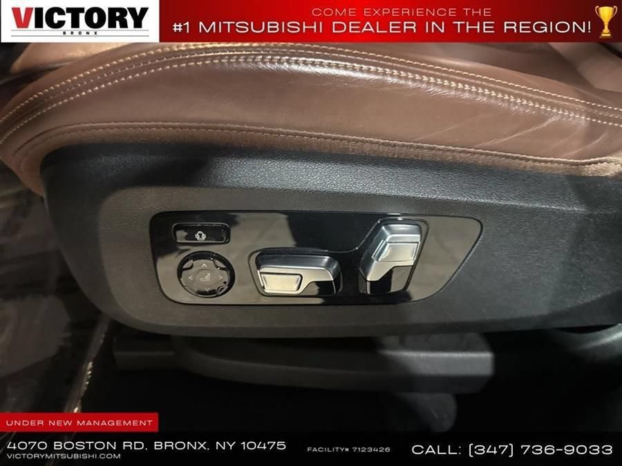 Used 2020 BMW X5 M50i AWD/4WD image 39