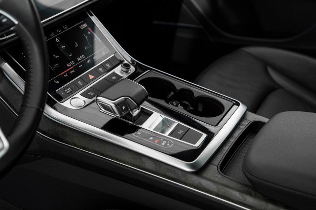 Used 2020 Audi Q7 2.0T Premium Plus w/ Premium Plus Package image 24