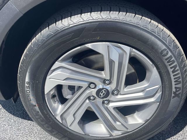 Used 2023 Hyundai Santa Fe SEL FWD image 8