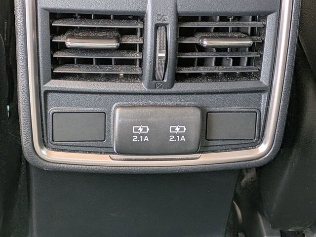 Used 2022 Subaru Forester Limited image 37