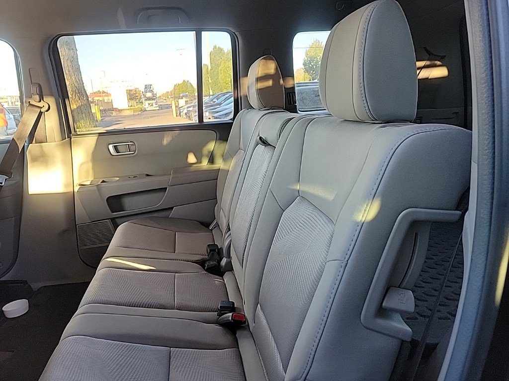 Used 2012 Honda Pilot LX image 12