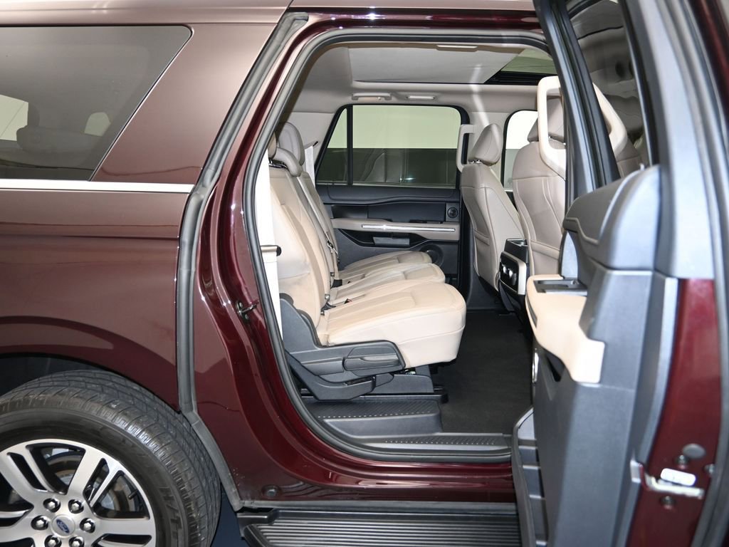 Used 2024 Ford Expedition Max Limited image 28