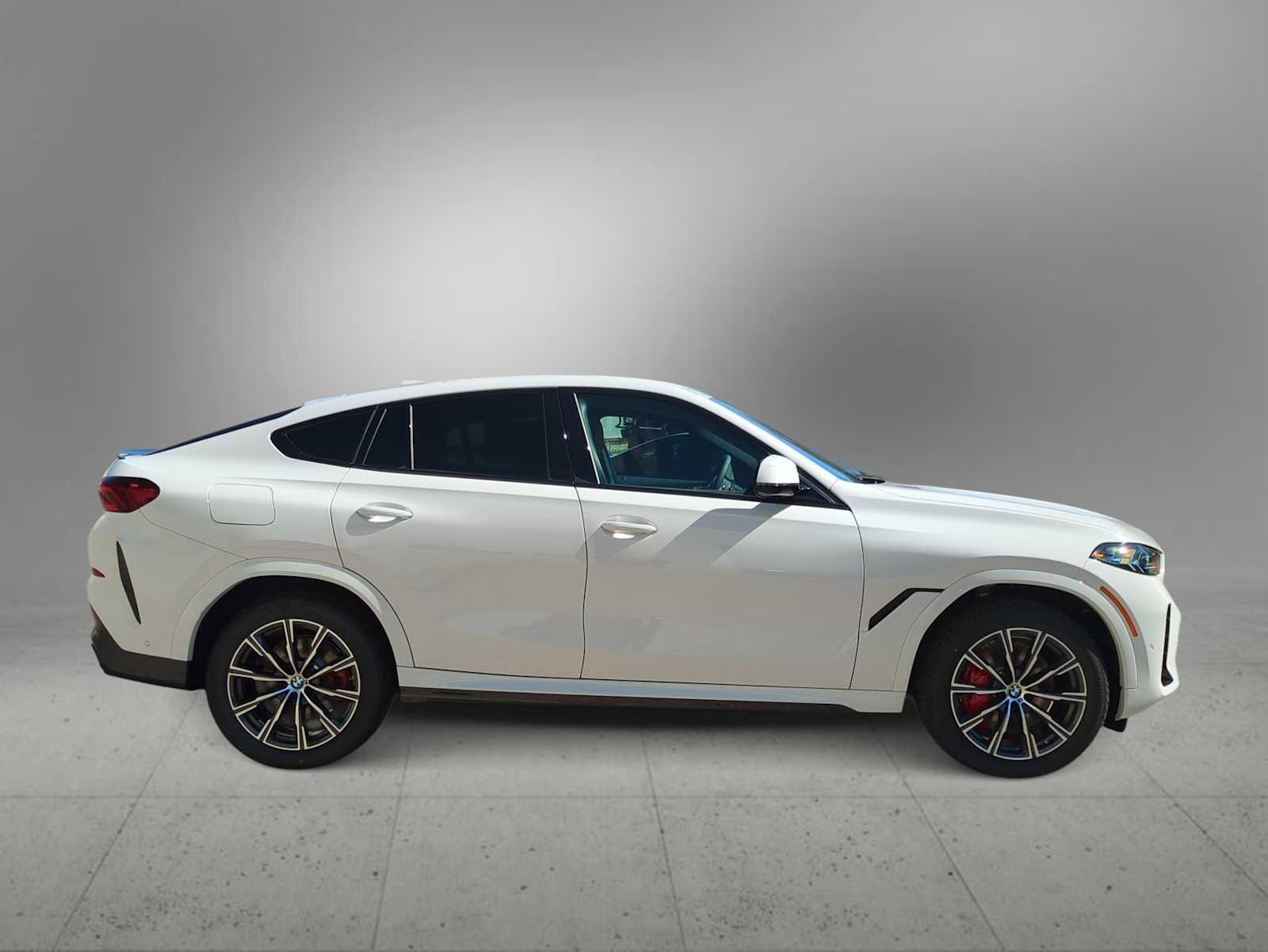 New 2026 BMW X6 xDrive40i image 9