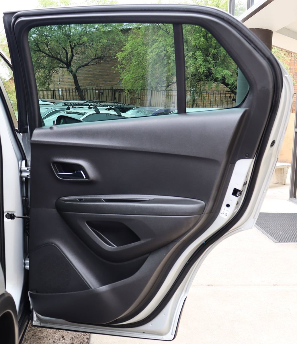 Used 2020 Chevrolet Trax LS FWD image 26
