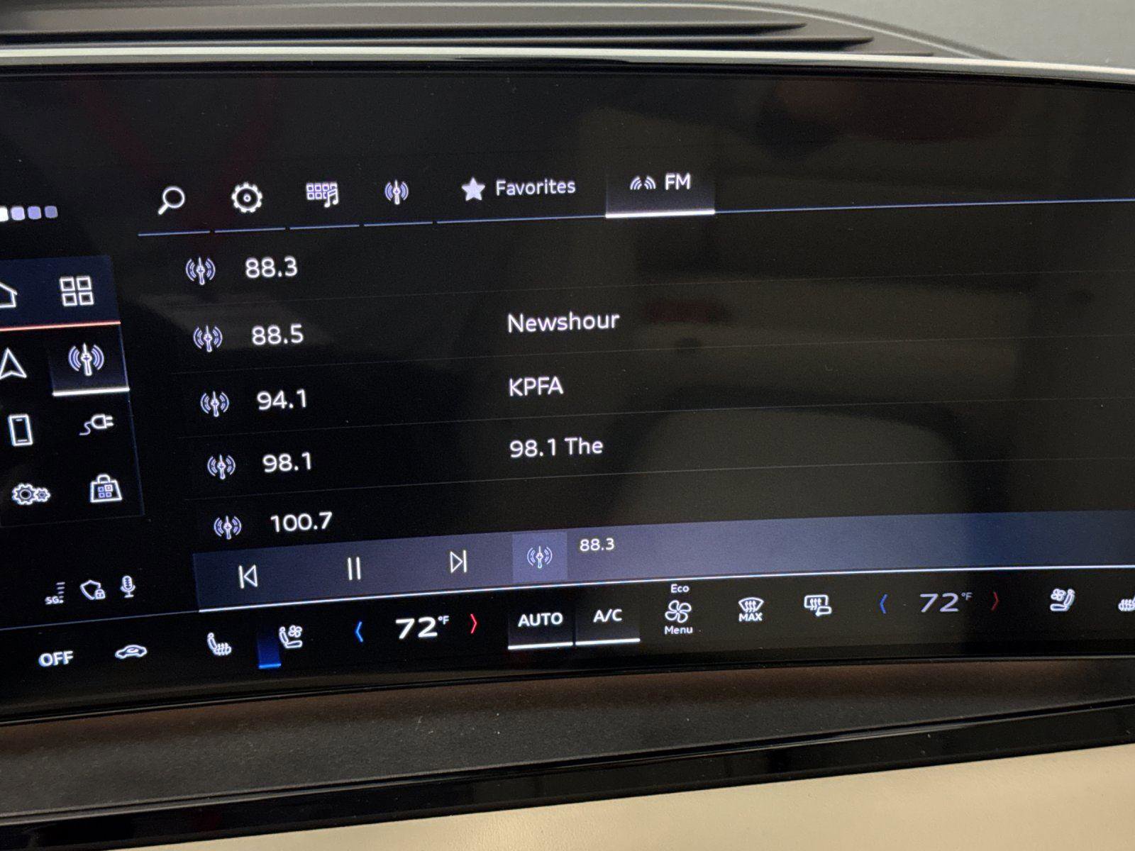 New 2025 Audi Q6 e-tron Premium Plus image 17