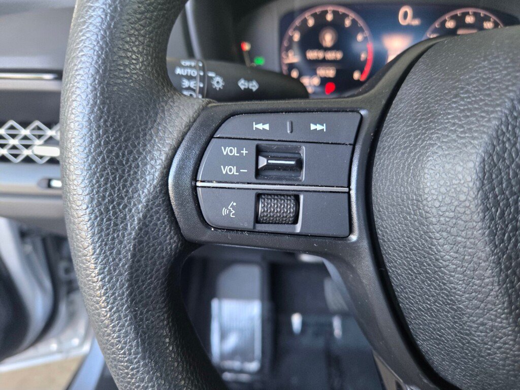 Certified 2023 Honda Accord EX image 24