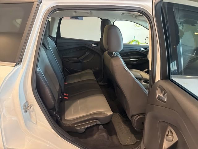 Used 2016 Ford Escape SE w/ SE Cold Weather Package image 16