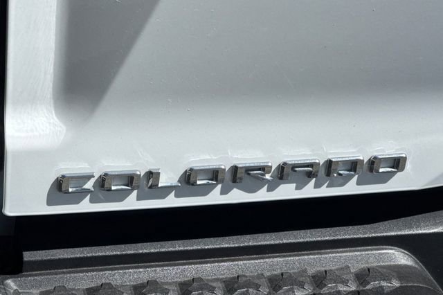 Used 2024 Chevrolet Colorado Z71 w/ Z71 Convenience Package 2 image 47