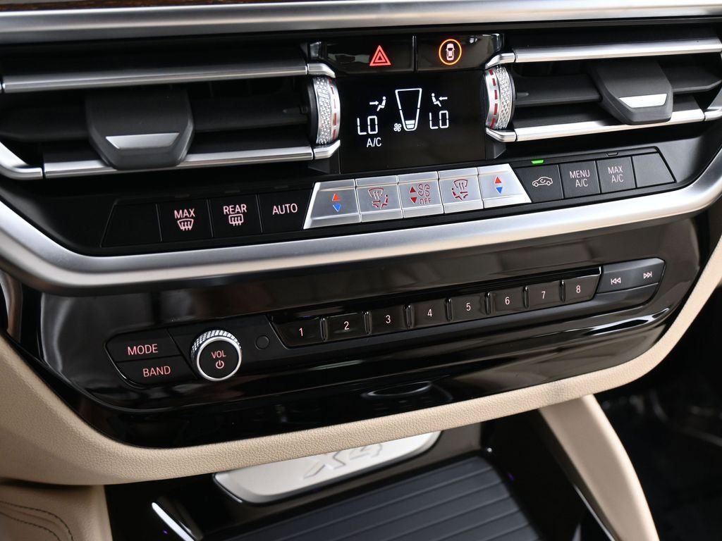 Used 2022 BMW X4 xDrive30i w/ Convenience Package image 27