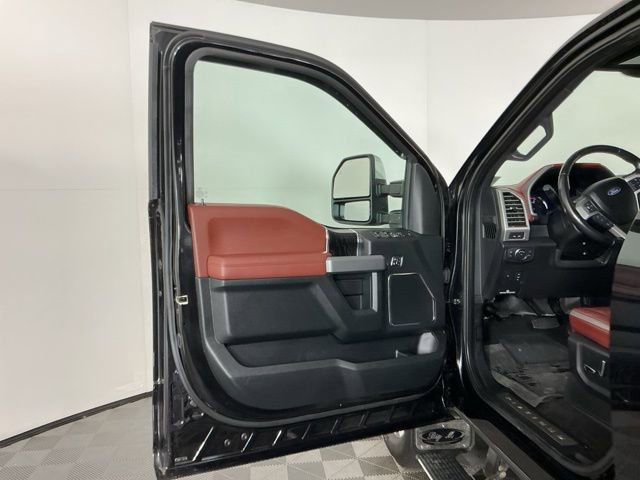 Used 2019 Ford F350 Platinum w/ Platinum Ultimate Package AWD/4WD image 17